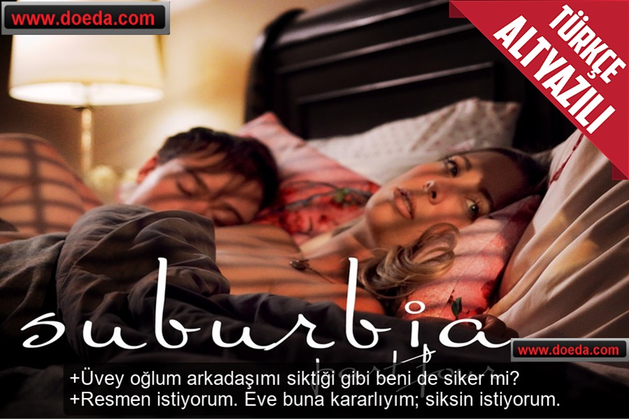 Üvey Oğlu Arkadaşını Siktiği İçin Kıskanan Mature Bilerek Oğlanı Ayartıp Sikini Aldı